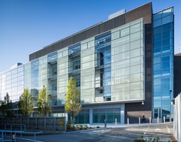 Centre for Experimental Medicine queens university architect science